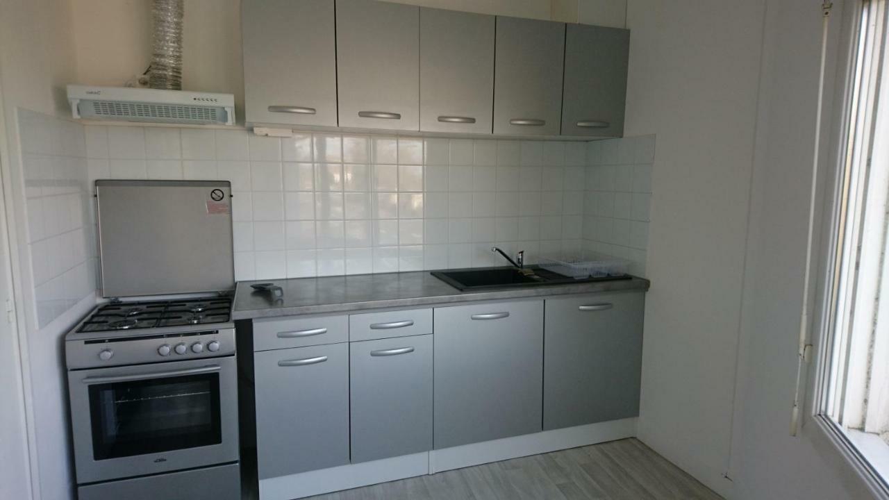 Appartement De 79 M² A 500 Metres De La Cure Жонзак Экстерьер фото